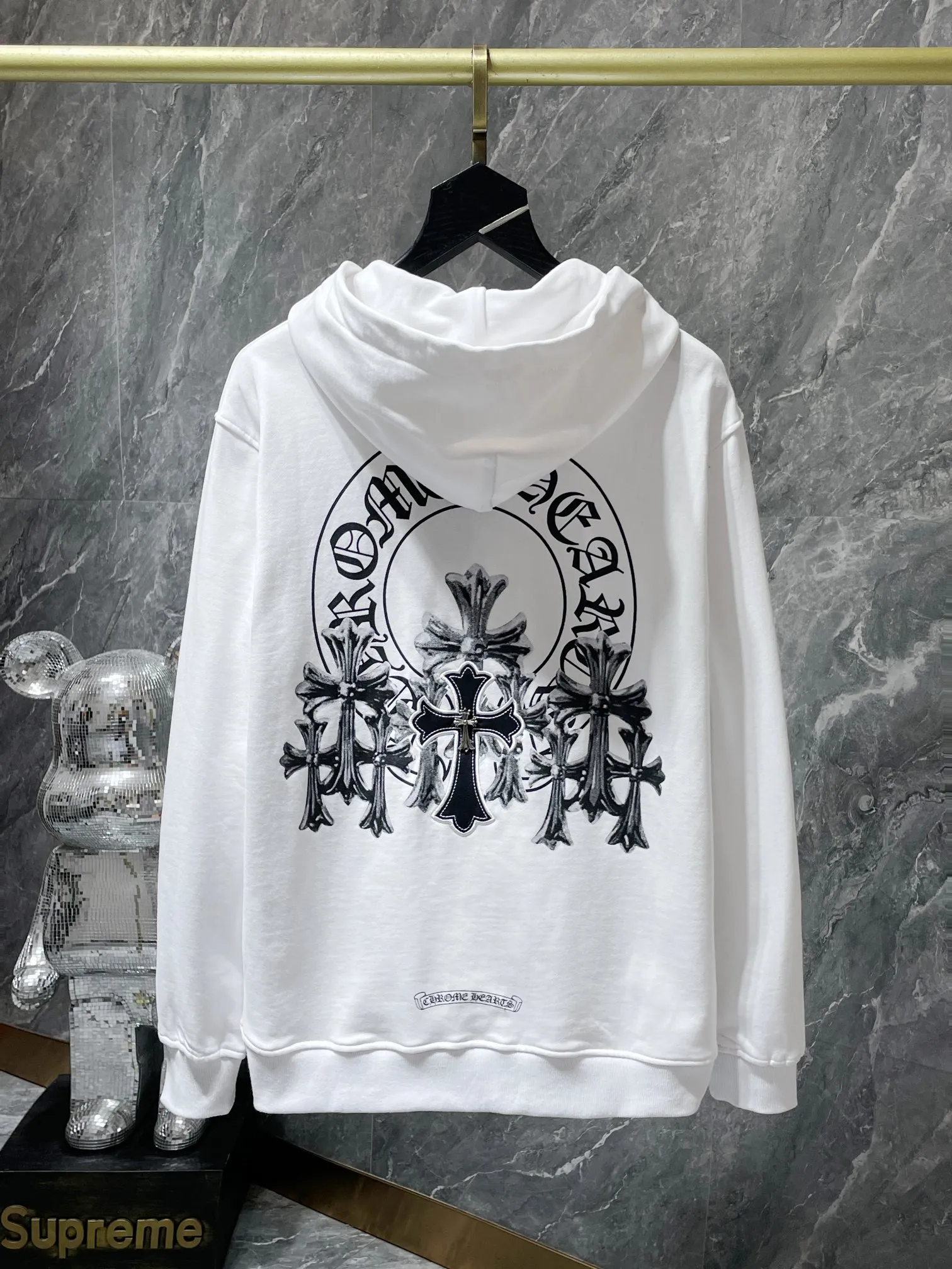 P246 Chrome Hearts Autumn and Winter 2025 Counter Synchronization ❤️ Chrome Sanskrit hooded sweatshirt High version embroidery ➕ Leather version Improved customized version 1:1 high-weight high-quality fabric 🌈Recommended colors: white black 🌈 Size: S, M, L, XL